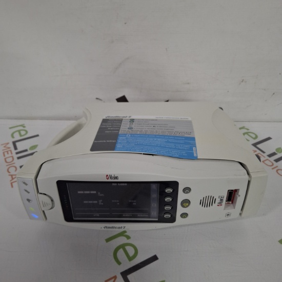 Masimo Radical 7 Pulse Oximeter w/ Base - 440738
