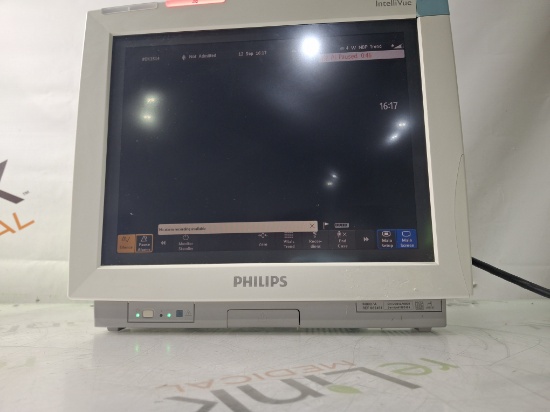Philips IntelliVue MP70 Patient Monitor - 452192
