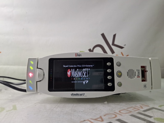Masimo Radical 7 Pulse Oximeter w/ Base - 453167
