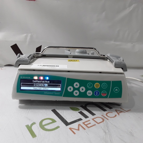 B. Braun Infusomat Space w/Pole Clamp Infusion Pump - 435244