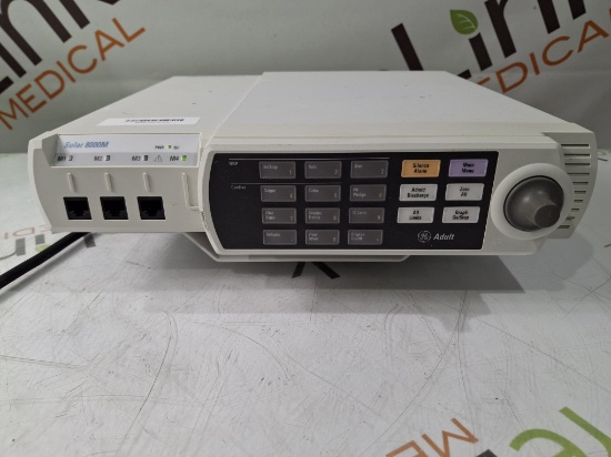 GE Healthcare Solar 8000M Patient Monitor - 443072