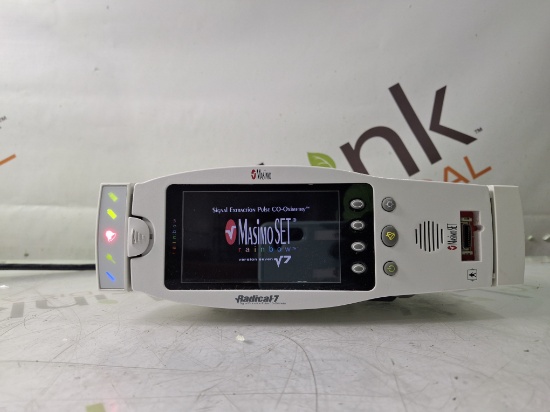Masimo Radical 7 Pulse Oximeter w/ Base - 453173