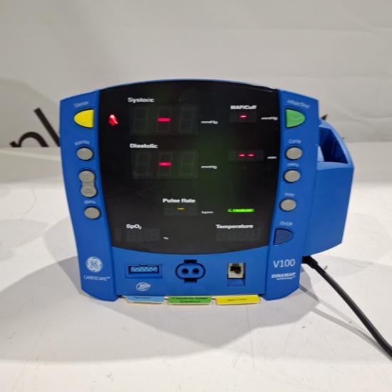 GE Healthcare Dinamap V100 - NIBP, SpO2, Temp Vital Signs Monitor - 457337