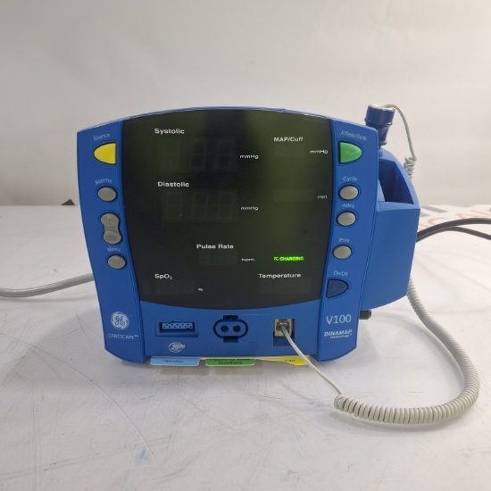 GE Healthcare Dinamap V100 - NIBP, SpO2, Temp Vital Signs Monitor - 491749