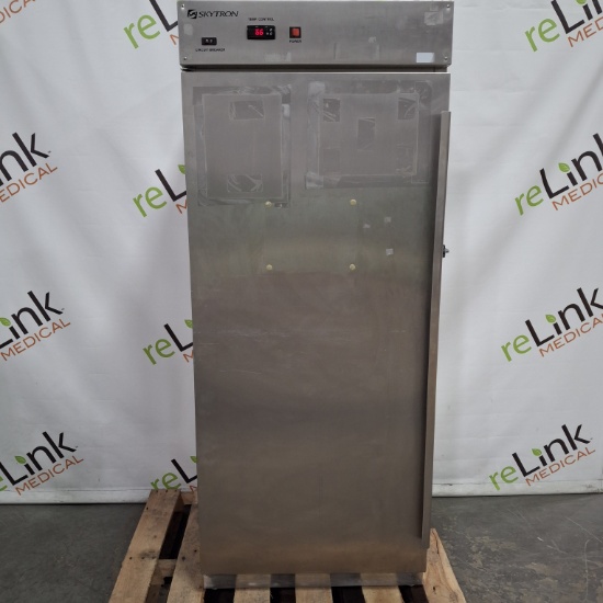 Skytron SS2205-J Warming Cabinet - 470610