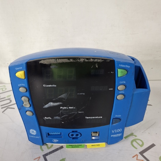 GE Healthcare Dinamap V100 - NIBP, SpO2, Temp Vital Signs Monitor - 484657