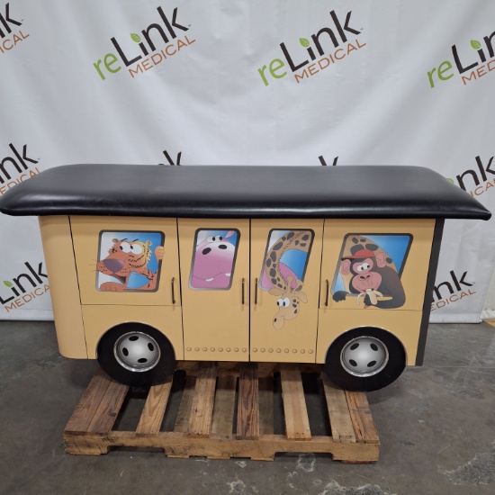 Clinton Industries 7020 Zoo Bus Treatment Table - 483018