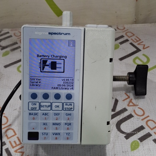 Baxter Sigma Spectrum 6.05.13 with B/G Battery Infusion Pump - 481895