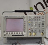 Tektronix TDS 3012B Digital Phosphor Oscilloscope - 493123