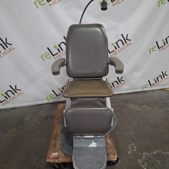 Global Surgical Corporation MaxiSelect Exam Chair - 664609