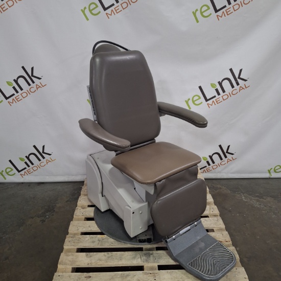 Global Surgical Corporation MaxiSelect Exam Chair - 664621
