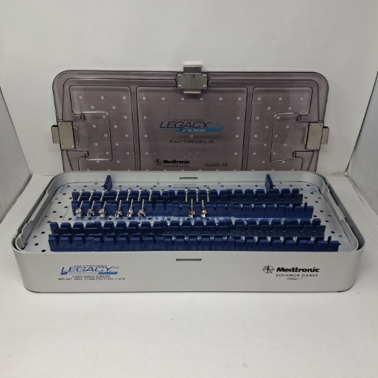 Medtronic CD Horizon Legacy Fixed Angle Screws Implant Tray - 633898