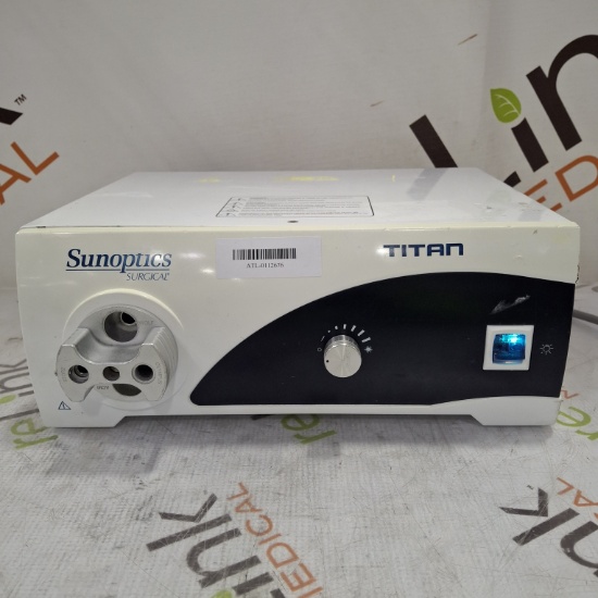 Sunoptics Surgical S300T Titan Light Source - 526583