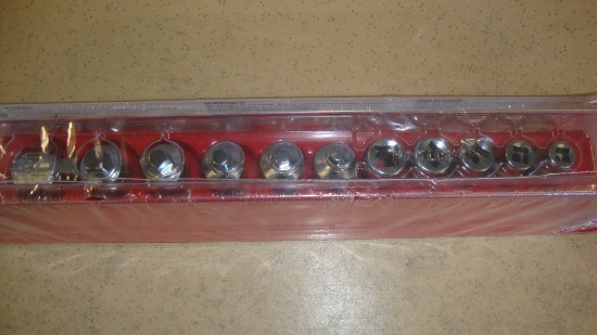 New Snap On Internal/External Pipe Plug Socket Set