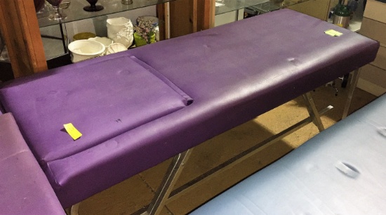 Winco Massage Table