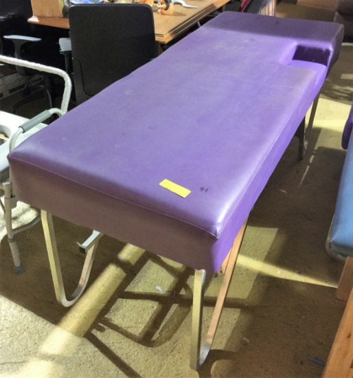 Winco Massage Table