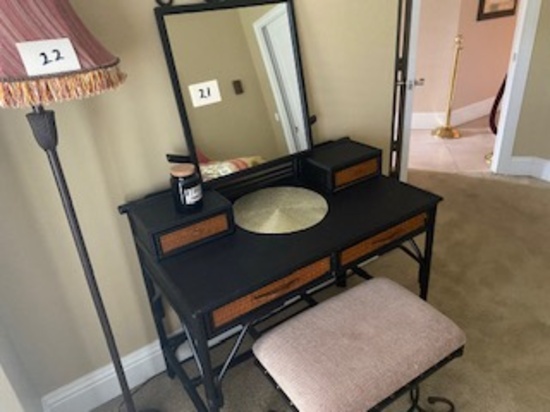 DRESSING TABLE WITH BENCH