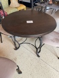 ROUND TABLE WOOD