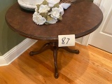 PEDESTAL TABLE ROUND WOOD 30''