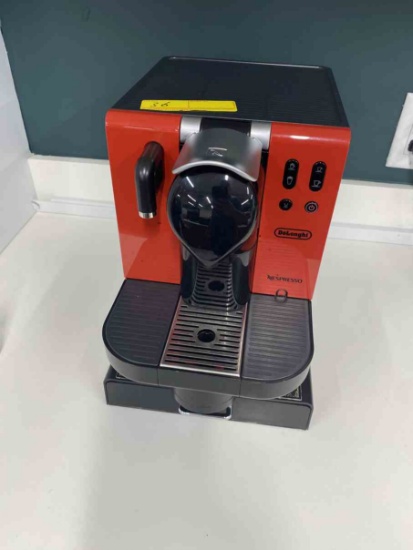 Delonghi Nespresso Machine EN660