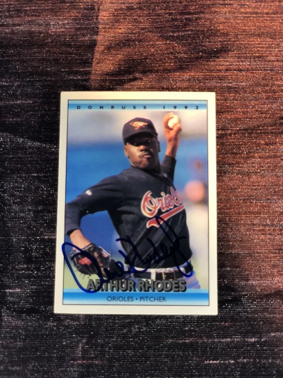 Arthur Rhodes Autographed Card