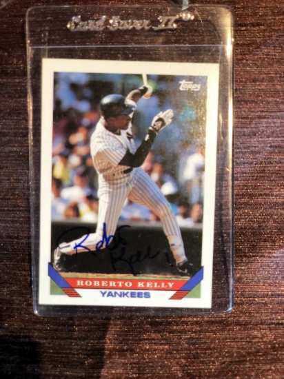 Roberto Kelly Autographed Card