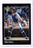 Mike Piazza 1993 Pinnacle Rookie Card #252