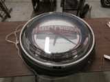 LARGE HARLEY DAVIDSON ELEC CLOCK WITH NEON LIGHT RING. 