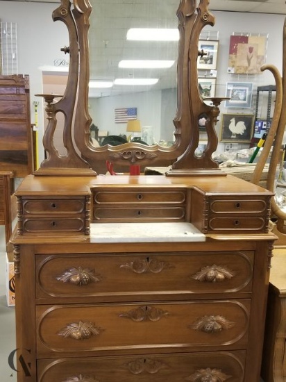 Victorian antique gentleman's dresser