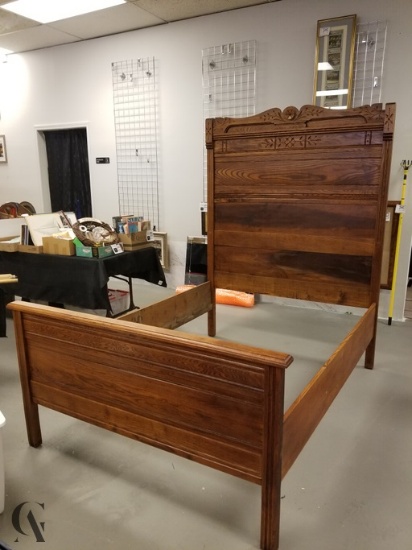 Antique Full-size Bed
