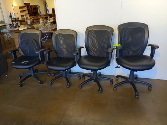 Office chairs (signs of wear)