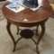 ANTIQUE OCASSIONAL ROUND TEA TABLE W/