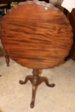 MAHOGANY TIP-TOP PIE CRUST TABLE W/ CARVED