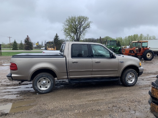 2001 Ford F-150 XLT Super Crew