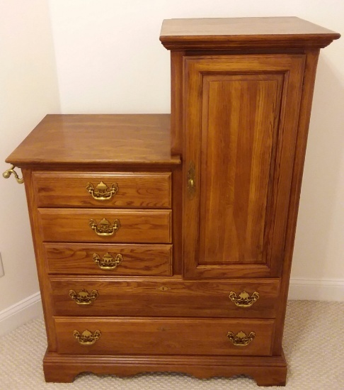 Chest of Drawers w/ Cabinet