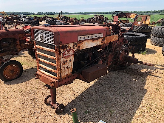 INTERNATIONL 560 TRACTOR, GAS, FAST HITCH, PTO, AS IS, PARTS