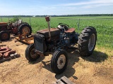 FORD 600 SERIES TRACTOR FOR PARTS, POWER STEERING,  REMOTE HYDRAULIC, TRANS