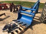 FORD 1 ARM LOADER, HYDRAULIC BUCKET, DUAL REMOTE VALVE, ALL THE BRACKETS