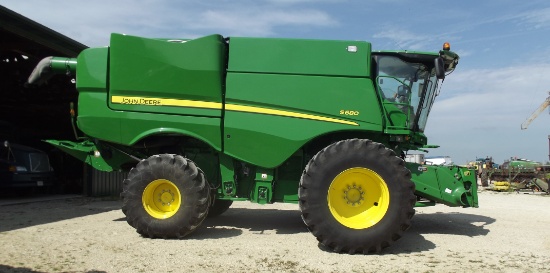 2013 JD S680 Combine