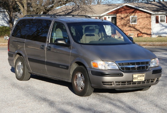 2001 Chevy Venture Extended Mini Van