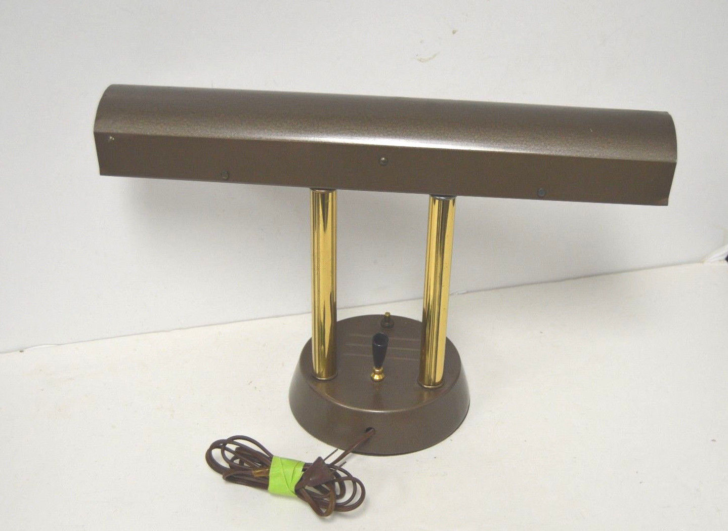 Vintage Fluorescent Desk Lamp W Pen Holder Push Button On Off