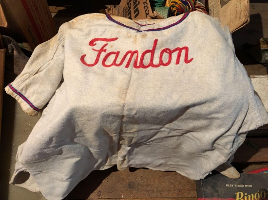 Vintage fandom Illinois baseball jersey