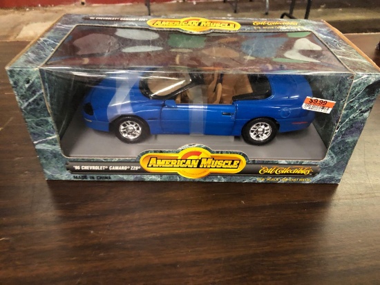 Ertl American muscle 1996 Chevy Camaro Z 28 1/18 scale diecast