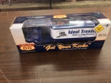 Route 66 1950 Chevy tractor trailer 1/43 scale diecast
