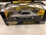 Ertl collectibles 1969 Pontiac GTO judge 1/18 scale diecast