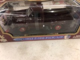 Road legends 1953F 100 pick up 118 scale diecast