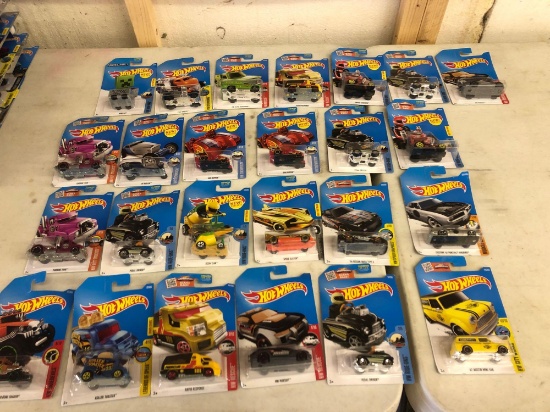 ASSORTED HOT WHEELS CARS