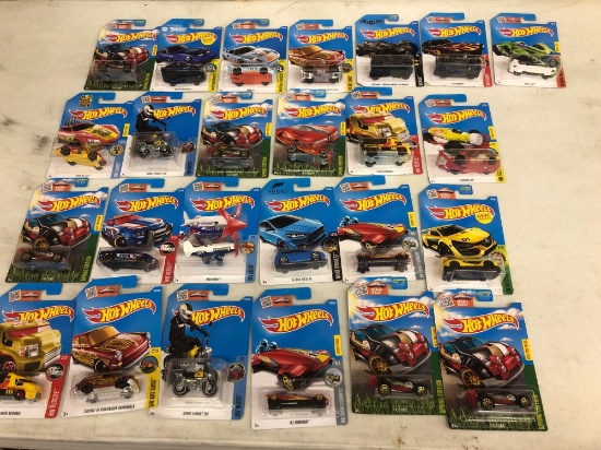 ASSORTED HOT WHEELS CARS