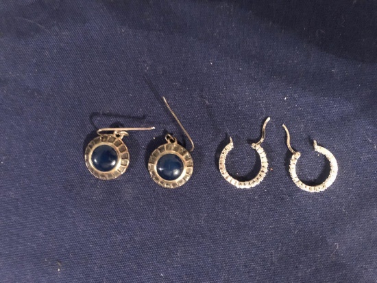 EARRINGS MARKED 9.25