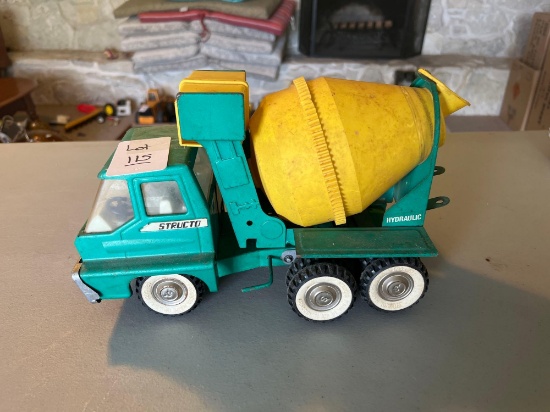 STRUCTO TOY CEMENT MIXER